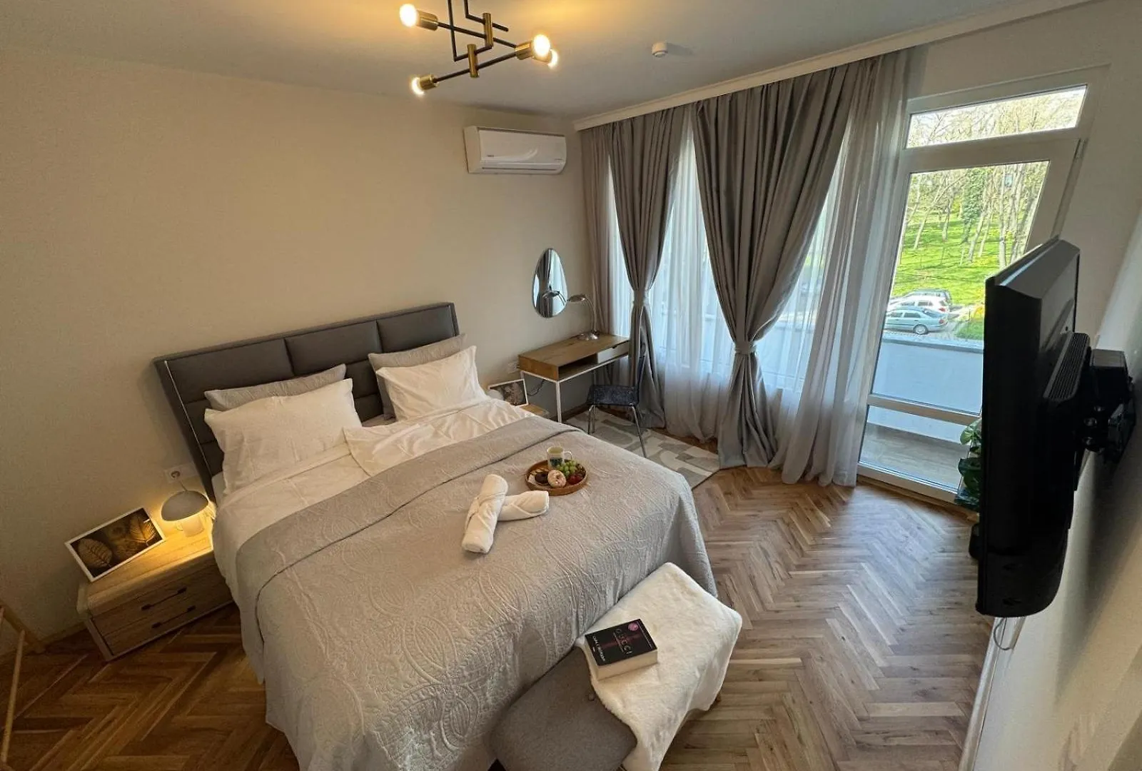 Aura Beach Apartment Burgas