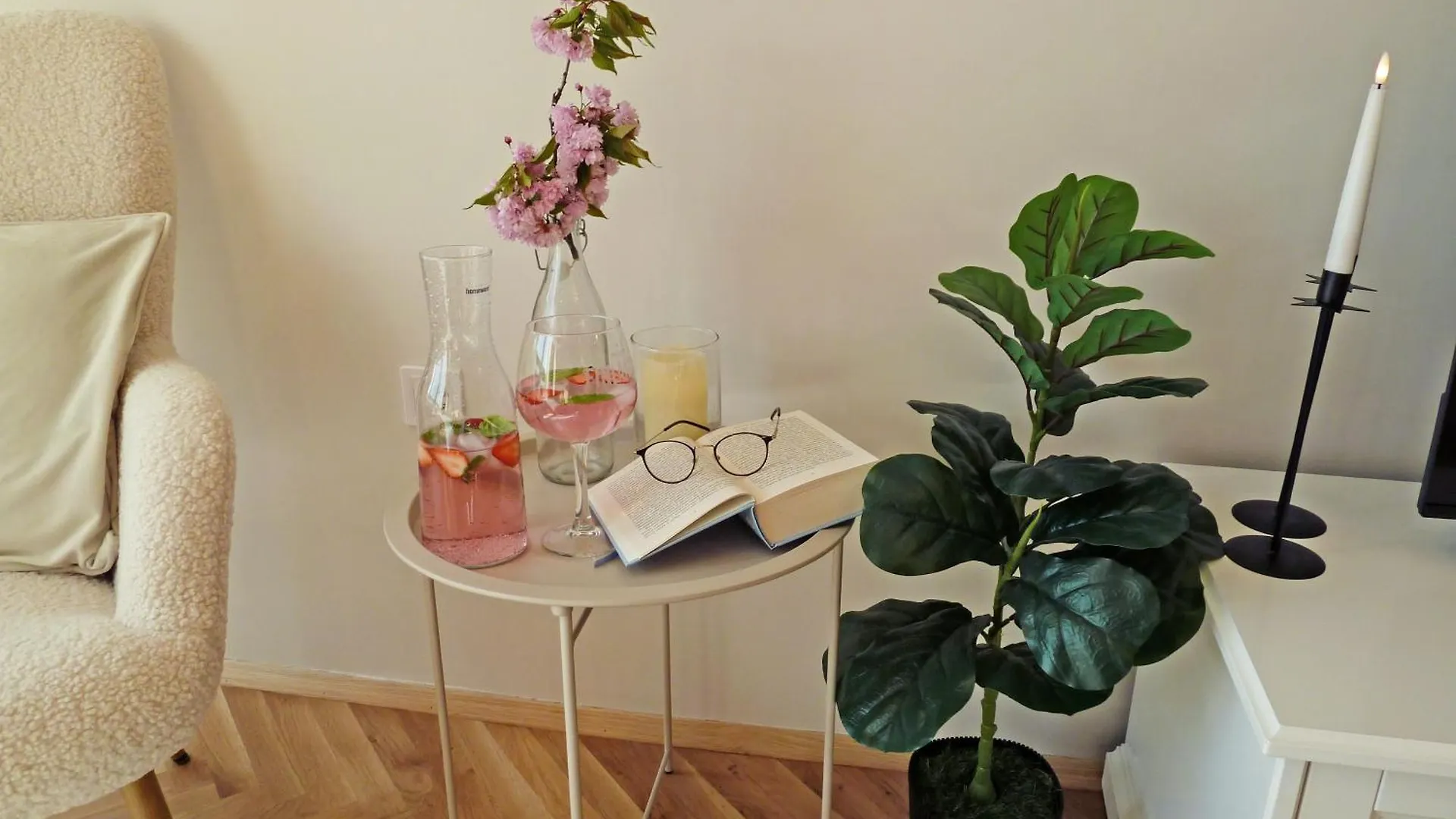 Aura Beach Apartment Burgas 0*,
